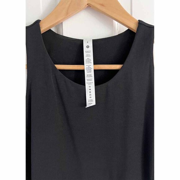 Lululemon Slim-fit, Above-Knee Dress NWT - Picture 5 of 8